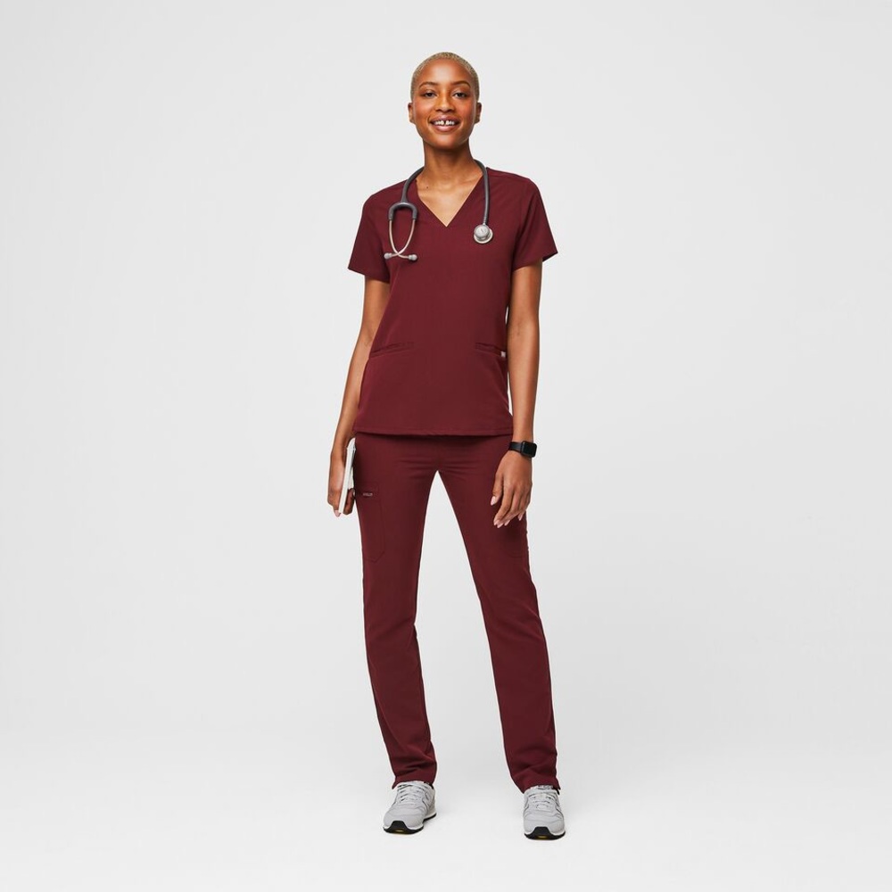 Womens figs scrub set burgundy
